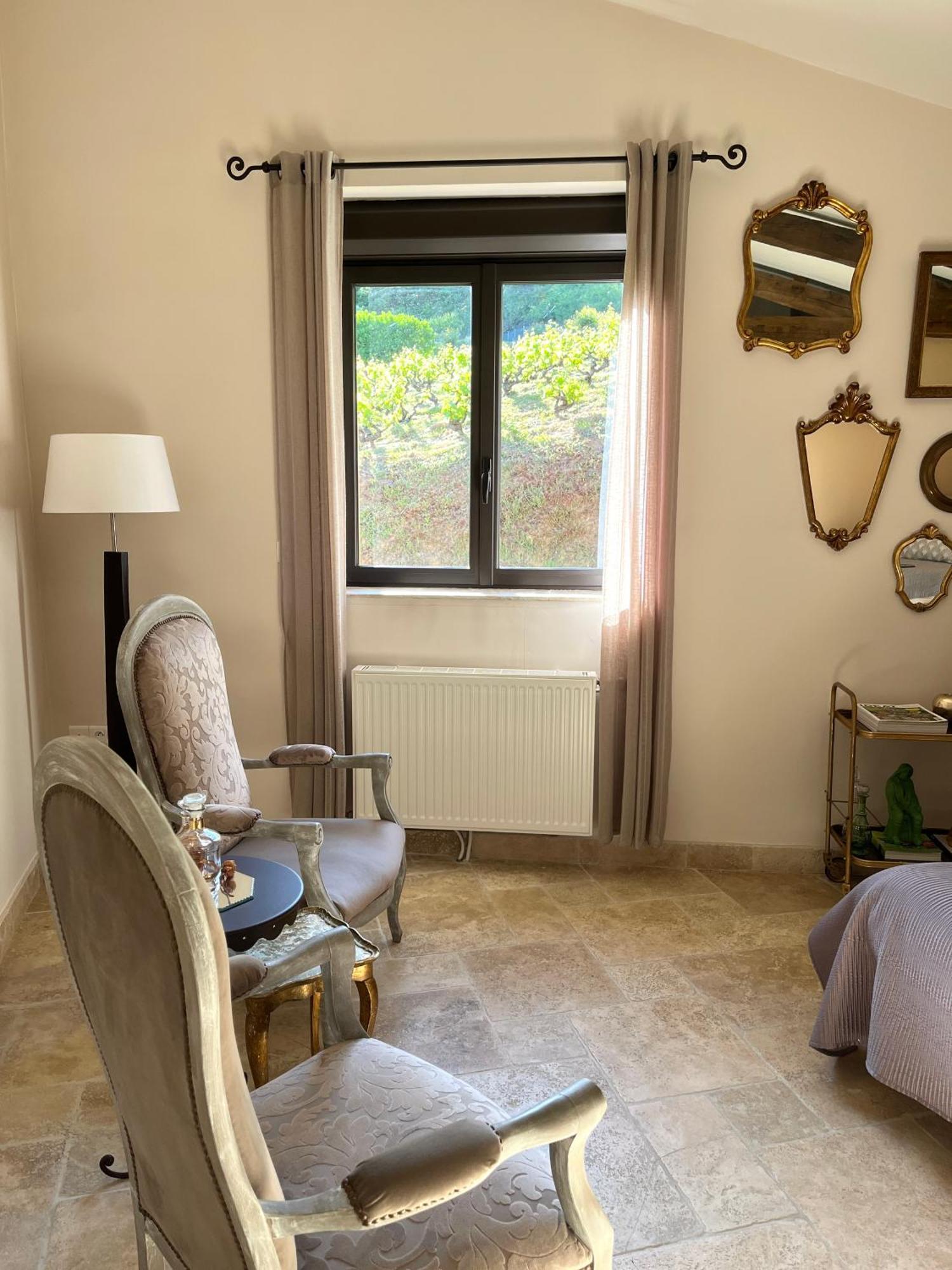 Le Balcon Du Fetre Panzió Chiroubles Kültér fotó