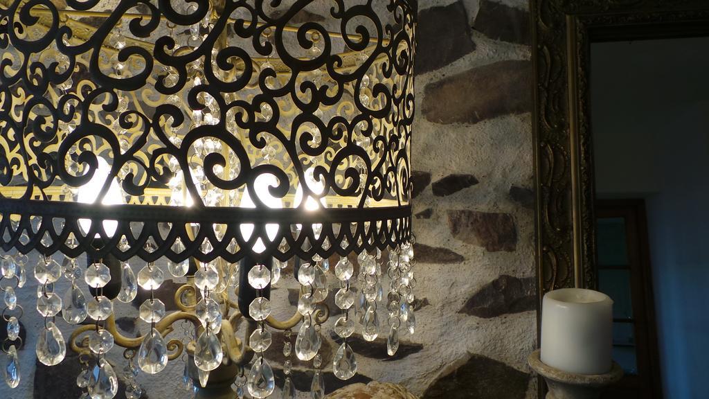 Le Balcon Du Fetre Panzió Chiroubles Kültér fotó